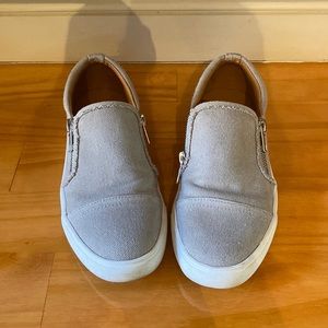 Report Grey Canvas Sneakers